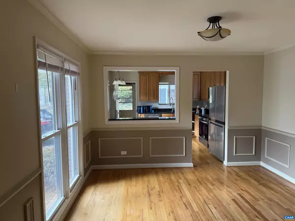 Charlottesville, VA 22903,705 HIGHLAND AVE