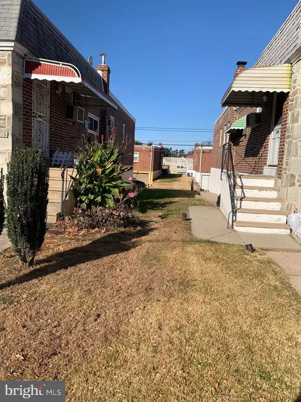 Philadelphia, PA 19152,8806 LISTER ST