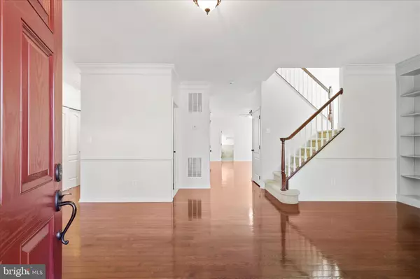 Haymarket, VA 20169,15221 LONDONS BRIDGE RD