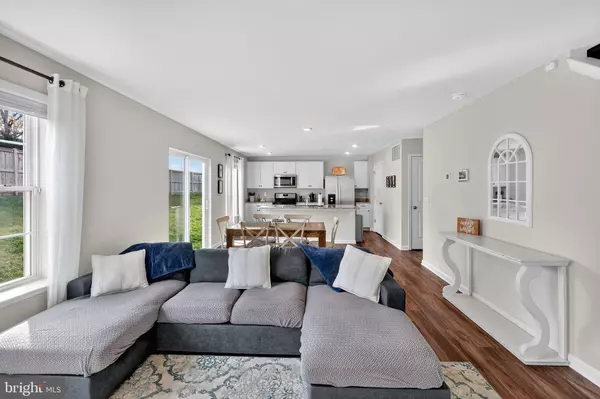 Fredericksburg, VA 22407,7402 JAKE CT