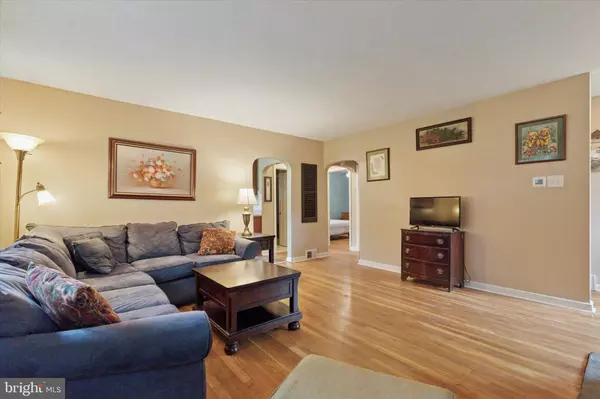 Willow Grove, PA 19090,1724 ALBA RD