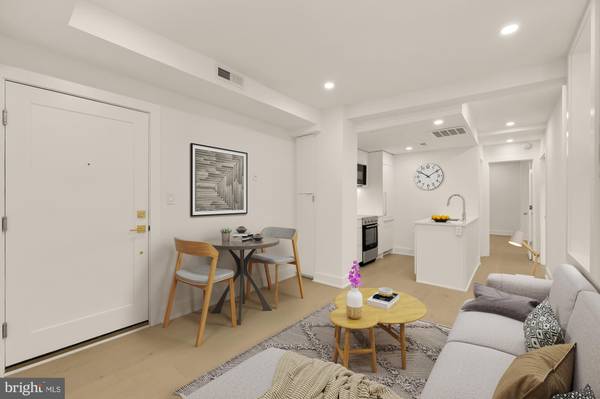 Washington, DC 20008,2116 KALORAMA RD NW #104