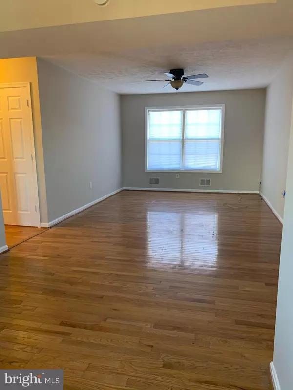 Clinton, MD 20735,12118 BIRCHVIEW DR