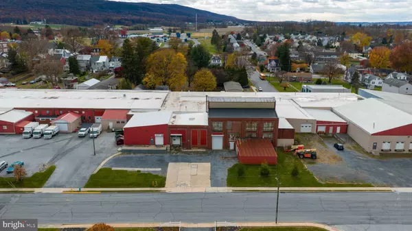 Womelsdorf, PA 19567,30 N 3RD ST #2