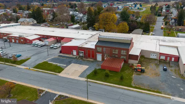 Womelsdorf, PA 19567,30 N 3RD ST #2