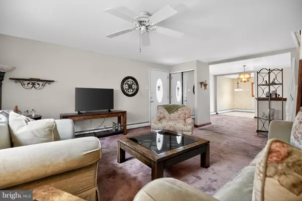 Philadelphia, PA 19128,7330 VALLEY AVE