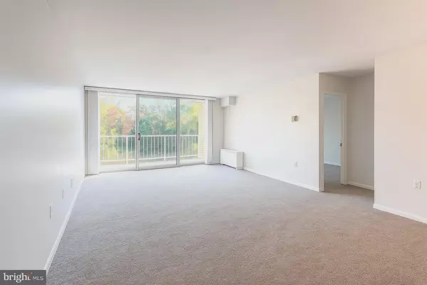 Alexandria, VA 22302,2500 N VAN DORN ST #406