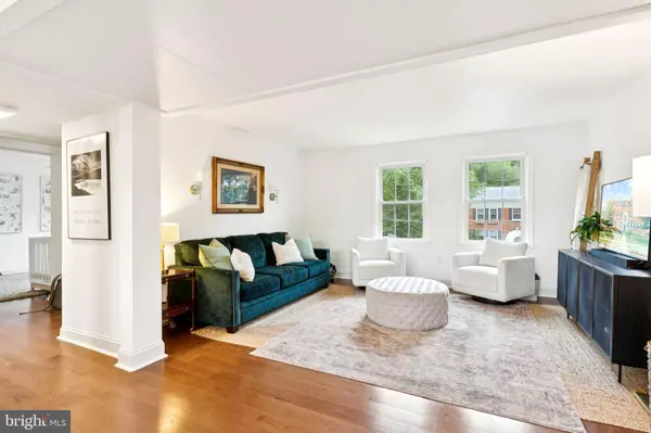 6625 10TH ST #C2, Alexandria, VA 22307