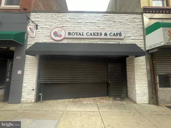 240 E STATE ST, Trenton, NJ 08608