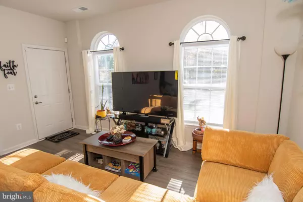 Spotsylvania, VA 22553,7947 INDEPENDENCE DR