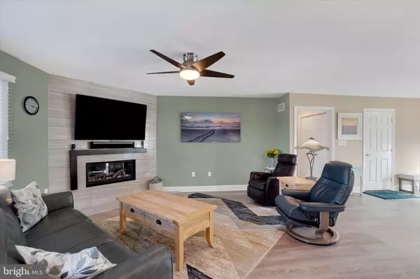 York, PA 17402,657 CAMPBELL RD