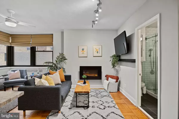 Philadelphia, PA 19130,2601 PENNSYLVANIA AVE #205