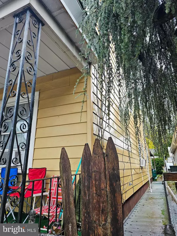 Trenton, NJ 08611,136 WASHINGTON ST