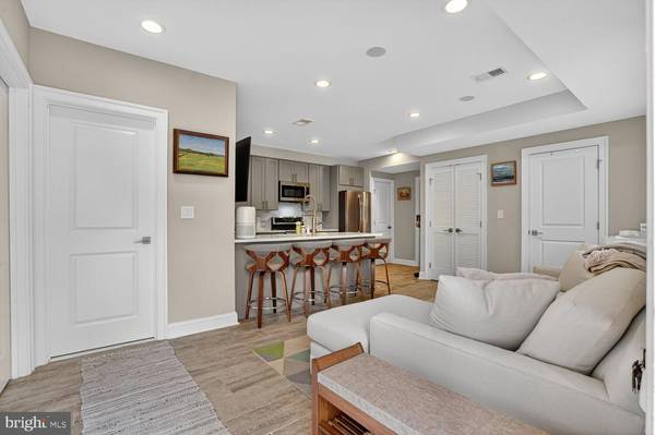 Washington, DC 20002,1014 10TH ST NE #1