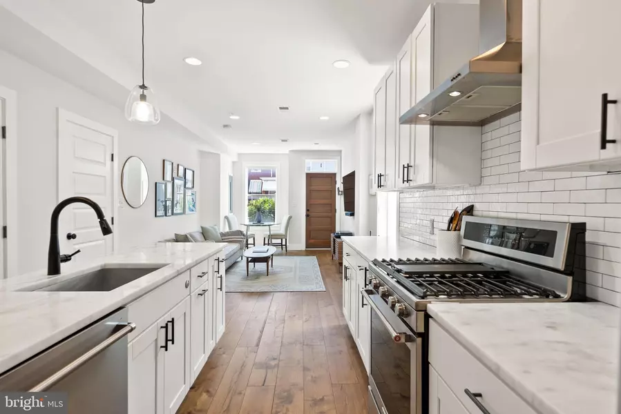 781 COLUMBIA RD NW #1, Washington, DC 20001