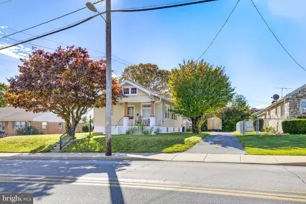 New Holland, PA 17557,406 BRIMMER AVE