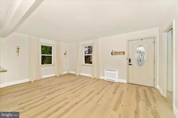 Silver Spring, MD 20904,605 ROSEMERE AVE