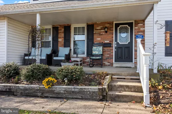 Feasterville Trevose, PA 19053,731 ROSS DR