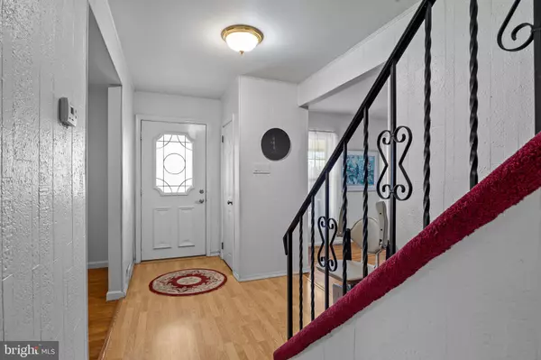 Feasterville Trevose, PA 19053,731 ROSS DR