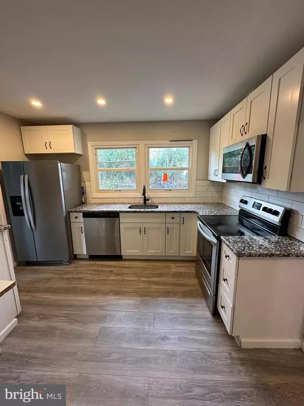 Willingboro, NJ 08046,86 EVERGREEN DR