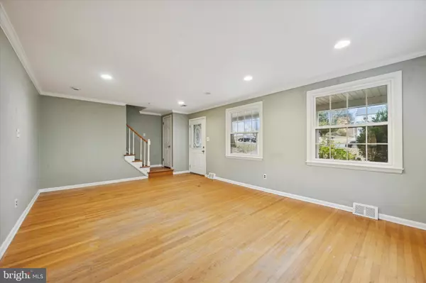 Springfield, PA 19064,623 OLD SCHOOL HOUSE DRIVE