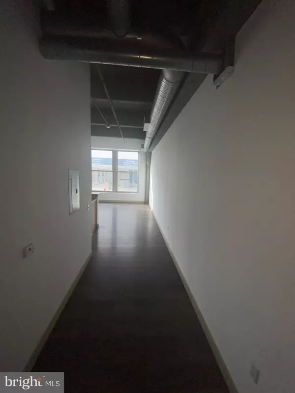 Philadelphia, PA 19123,511-19 N BROAD ST #202