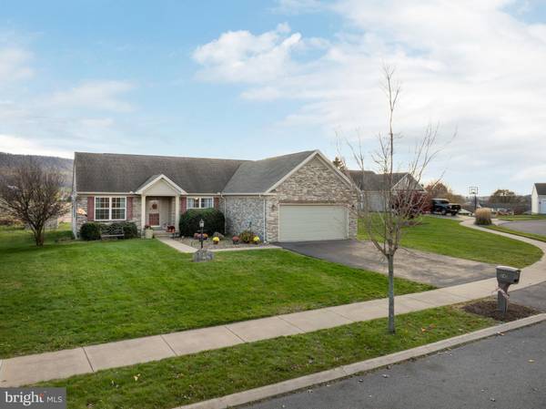 245 ARCHERS GLEN CIR, Bellefonte, PA 16823