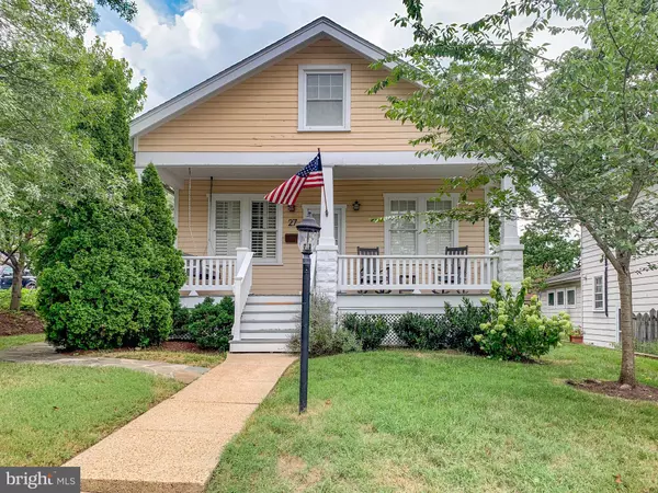 27 W WYATT AVE, Alexandria, VA 22301