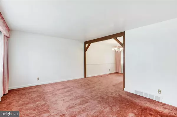 Southampton, PA 18966,926 CARLIN DR