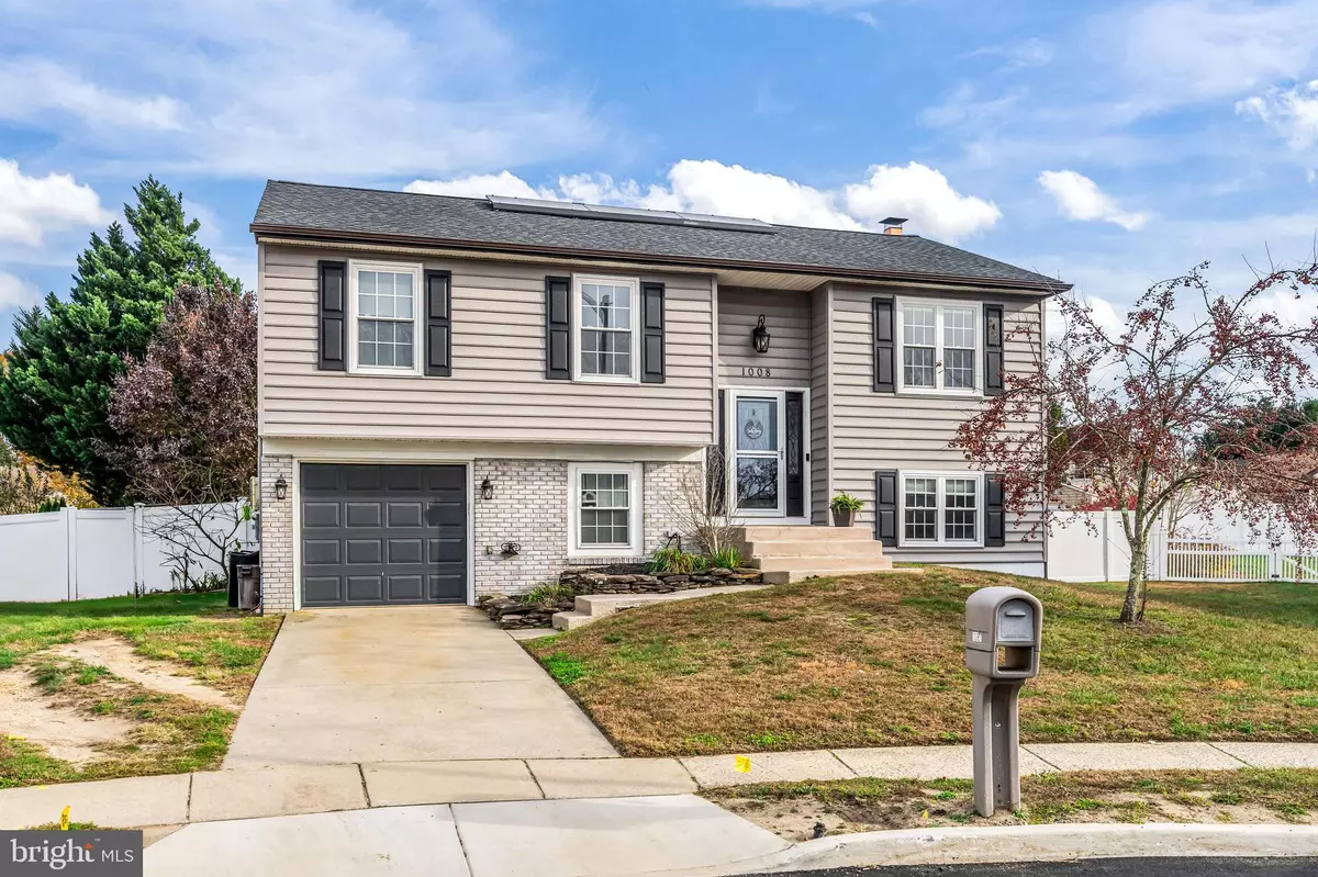 Williamstown, NJ 08094,1008 LONDON CIR