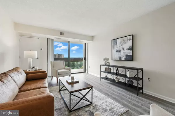 Alexandria, VA 22304,5300 HOLMES RUN PKWY #1210