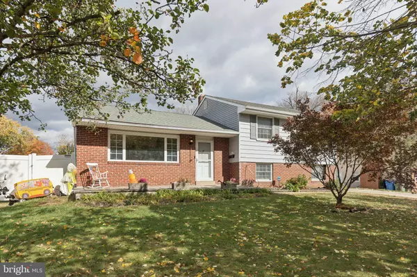 Cherry Hill, NJ 08034,407 YORKSHIRE RD