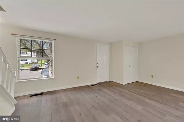 Reisterstown, MD 21136,82 EWING DR #A