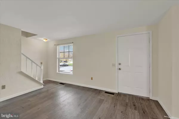 Reisterstown, MD 21136,82 EWING DR #A