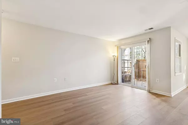 Sterling, VA 20165,108 WESTWICK CT #4