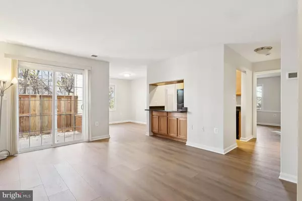 Sterling, VA 20165,108 WESTWICK CT #4