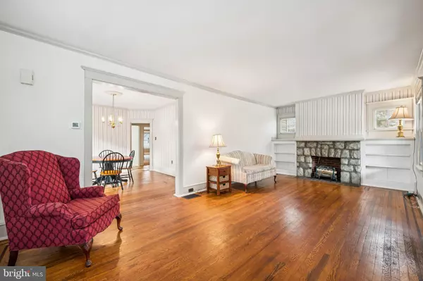 Haddon Heights, NJ 08035,303 HIGHLAND AVE