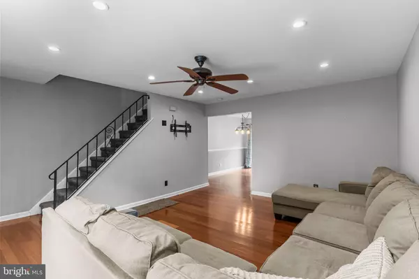 Bensalem, PA 19020,435 N MOUNT VERNON CIR