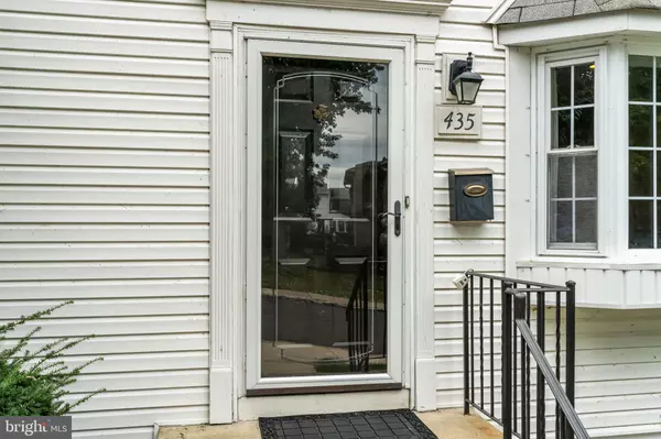 Bensalem, PA 19020,435 N MOUNT VERNON CIR