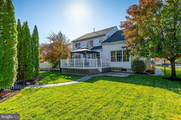 Sewell, NJ 08080,7 DANBURY LN