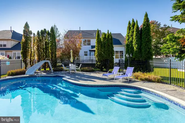 Sewell, NJ 08080,7 DANBURY LN