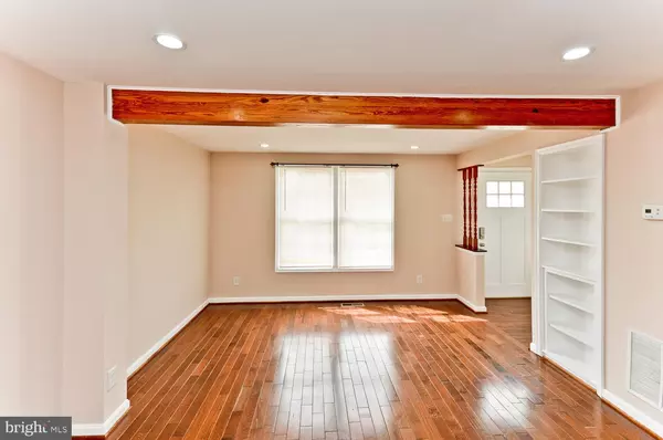 Beltsville, MD 20705,11430 HORSE SOLDIER