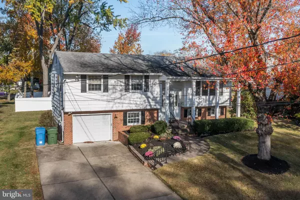 Cherry Hill, NJ 08003,113 BYRON TER