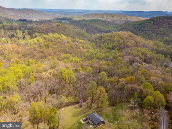 Linden, VA 22642,3998 HIDDEN VALLEY LN