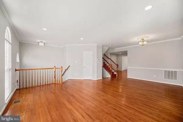 Alexandria, VA 22310,5656 GOVERNORS POND CIR