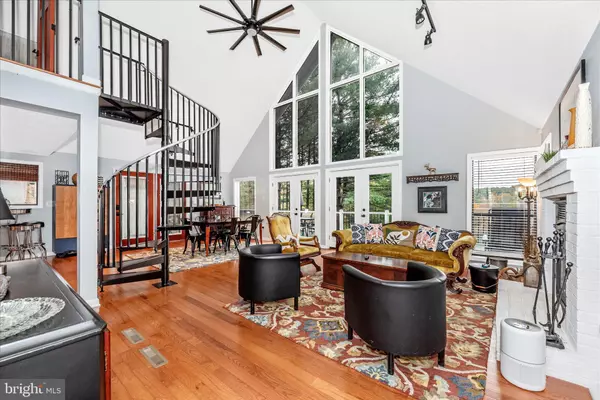 Hedgesville, WV 25427,76 TRAILBLAZER LN