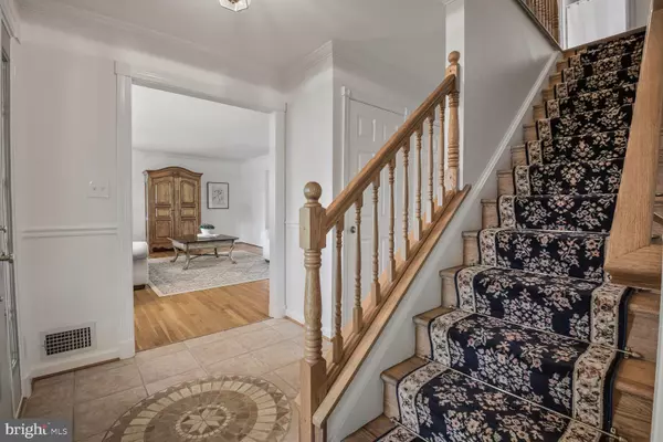 Olney, MD 20832,17601 PRINCE EDWARD DR