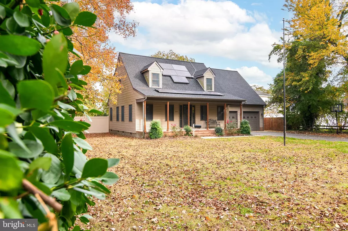 Federalsburg, MD 21632,206 CHARLES ST