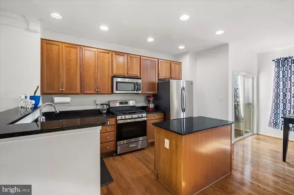 Leesburg, VA 20176,561 EDMONTON NE