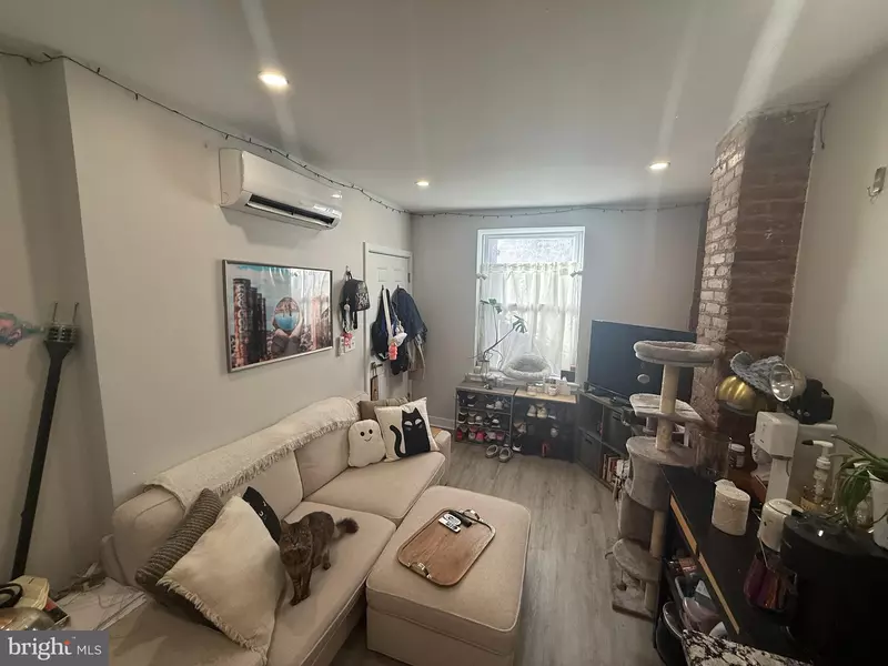 1925 S BONSALL ST #A (1ST FLOOR), Philadelphia, PA 19145